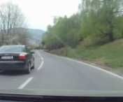 VIDEO SOCANT - Atentie, NEBUNI LA VOLAN! Imagini incredibile filmate pe un drum din Romania. Ce a facut un sofer beat in trafic