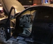 Atac in stil mafiot la Timisoara! O masina a fost incendiata in parcare