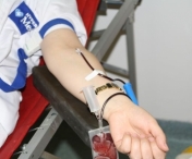 Mai multi tineri au donat sange pentru a ajuta familiile nevoiase din Timisoara