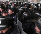 CRIZA DIN UCRAINA: Militanti separatisti prorusi au ocupat televiziunea regionala de la Donetk