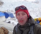 Horia Colibasanu a escaladat varful Shisha Pangma din Himalaya