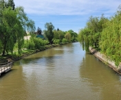 Luna mai începe cu vreme caldă, dar schimbătoare