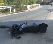La un pas de tragedie! Motociclist spulberat de o masina, in apropiere de stadionul Dan Paltinisanu