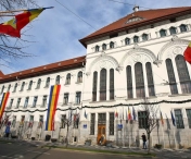Primariei i se cere sa dea jos de pe cladire steagurile tarilor din care fac parte orasele infratite cu Timisoara