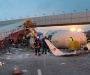 Doua persoane au murit dupa ce un avion usor s-a prabusit pe autostrada - VIDEO