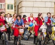 Cochete pe biciclete! Sute de femei imbracate cochet au pedalat pe strazile Timisoarei