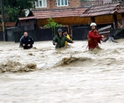 COD PORTOCALIU de inundatii pe rauri din 14 judete