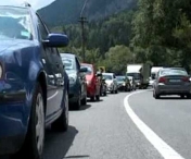 Minivacanta de 1 IUNIE: Trafic ingreunat pe DN 1 Valea Prahovei, multi turisti merg la munte