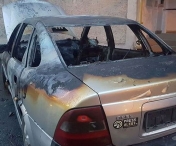 Atac in stil mafiot! Masina unui JURNALIST din Timisoara a fost incendiata! Reactia primarului Robu