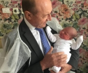 FOTO - Traian Basescu este din nou bunic. Elena Basescu a nascut o fetita, Anastasia