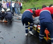 TRAGEDIE pe DN6 Timisoara- Lugoj: Patru persoane, intre care doi copii, au murit, dupa ce masina in care se aflau a derapat