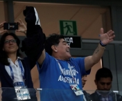 Diego Maradona, luat pe brate din tribune si dus la spital dupa victoria care a calificat Argentina in optimile Mondialului