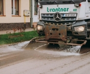 Începând de luni, 1 iulie 2024, Primăria Timișoara demarează programul de stropire a străzilor