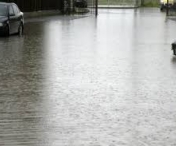 Mai multe strazi din Caransebes au fost inundate