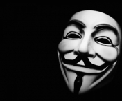 INCIDENT la Arad: Un barbat care purta pe fata masca gruparii de hackeri Anonymous a intrat in primaria orasului si l-a amenintat pe primar