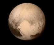 Fotografii spectaculoase cu campiile inghetate de pe Pluto