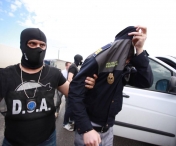 Trei ani de inchisoare pentru un agent al Politiei de Frontiera Timisoara, prins luand mita