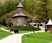 Un barbat venit in pelerinaj a murit la Manastirea Prislop