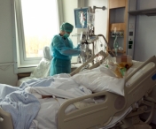 SCENE HORROR in spitalele din Romania! Un batran din Centrul de asistenta medico-sociala Bucsani a ajuns la spital cu larve!