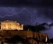 ATENTIONARE de calatorie pentru Grecia din cauza furtunilor. MAE anunta ca printre zonele vizate sunt si statiuni unde romanii isi petrec concediile