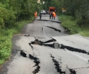 Arata ca dupa un CUTREMUR mare: Un drum national din Arges a fost rupt de o alunecare de teren
