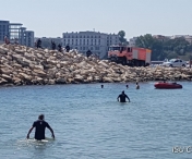 TRAGEDIE pe litoral! Trupul unui baiat de 11 ani care disparuse in mare a fost gasit prins intre stabilopozi