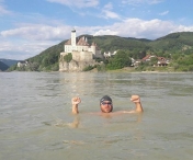 Bibliotecarul hunedorean Avram Iancu a stabilit un nou record de distanta in maratonul sau de inot de pe Dunare