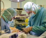 REVOLUTIONAR! Un medic roman a reusit o operatie in premiera pentru Europa de Est
