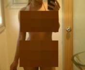 WOW! Blondina asta a incins internetul la maxim! Si-a facut un selfie cu cel mai minuscul costum de baie si a pus imeaginea pe net