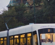 Masinile nu mai au voie sa circule pe linia de tramvai de langa Catedrala Mitropolitana