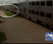 Momentul teribil in care o femeie in scaun cu rotile ramane blocata in fata trenului - VIDEO