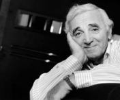 Cantaretul francez Charles Aznavour a primit o stea pe Hollywood Walk of Fame