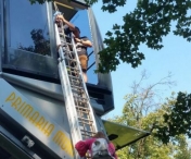 Defectiune la telecabina de la Dealul Cetatii din Hunedoara: 13 turisti, printre care doi copii, au ramas blocati