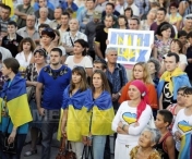 PROTESTE in Estul Ucrainei: Peste 5.000 de oameni manifesteaza la Harkov si Mariupol impotriva 'invaziei ruse'
