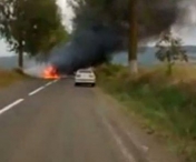 VIDEO - O masina a luat foc pe E85! Circulatia pe sosea a fost oprita
