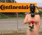 FOTO - Protest NUD la Timisoara! O soprana s-a pozat nud, pentru a protesta impotriva poluarii