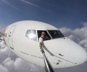 Fotografiile „periculoase” ale unui pilot care starnesc dispute pe internet