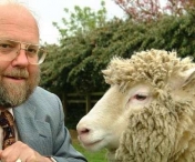 Omul de ştiinţă britanic Ian Wilmut, cel care a clonat oaia Dolly, a murit la vârsta de 79 de ani