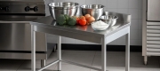 Detalii care fac diferenta in cazul unui model de masa inox!
