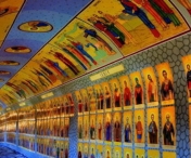Locul de reculegere din Romania care a devenit atractie turistica: Tunelul celor 365 de sfinti!