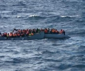 Cel putin 13 imigranti au murit dupa ce ambarcatiunea lor a intrat in coliziune cu un feribot