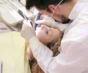 Detartraj după ani fără igienizare profesională: de ce prima ședință poate fi diferită