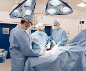 Operație de implantare a unei proteze personalizate de şold, la Spitalul Clinic Judeţean de Urgenţă Constanța