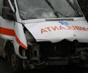 ACCIDENT GRAV la Timisoara! Trei persoane ranite dupa ce masina in care erau a lovit o ambulanta