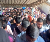 TRAGEDIE in Mumbai. Cel putin 15 persoane au murit, dupa ce oamenii s-au grabit sa paraseasca o gara aglomerata