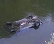 Accident GRAV. O masina in care se aflau cinci persoane, intre care un copil, a cazut in Dunare
