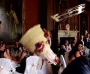 VIDEO - Cosmarul trait de o mireasa careia chelnerii i-au scapat pe jos tortul la nunta