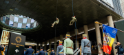 Weekend pentru toată familia la Iulius Town: Ziua Armatei, teatru interactiv pentru copii, expoziție de dragoni gigant și alte surprize