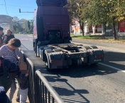 Un barbat a murit dupa ce a fost lovit de un TIR in Timisoara