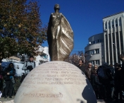 Monumentul construit in memoria victimelor de la Colectiv a fost dezvelit